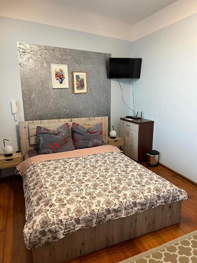 Jednosci Hostel Zielona Gora  Bagian luar foto